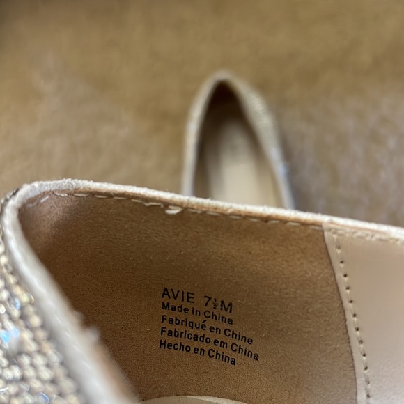 DB Studio Pearl and Crystal Flats - Picture 3 of 4